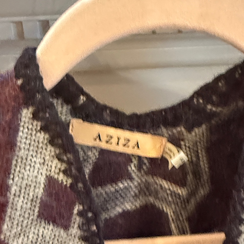 Aziza Blue Geometric Women's Cape - Picture 2 of 6